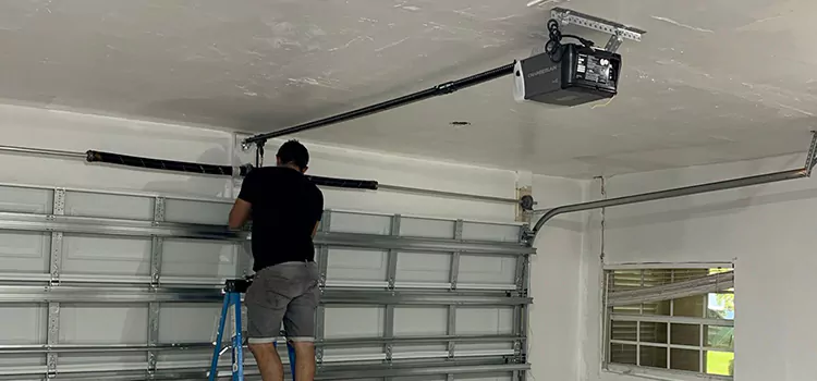 Garage Door Opener Repair Near Me in Saint-Raymond, QC