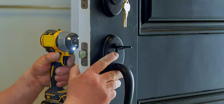 Commercial Door Lock Installation Saint-Raymond