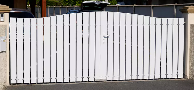 Why Choose Us for Residential Gate Repair in Saint-Raymond, QC?